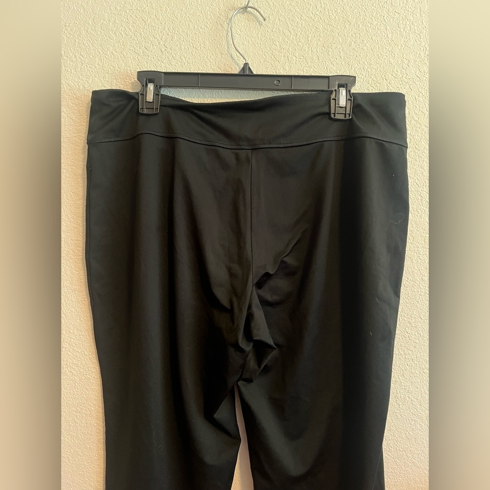 Izod Black Yoga Pants Size Large - Picture 7 of 8